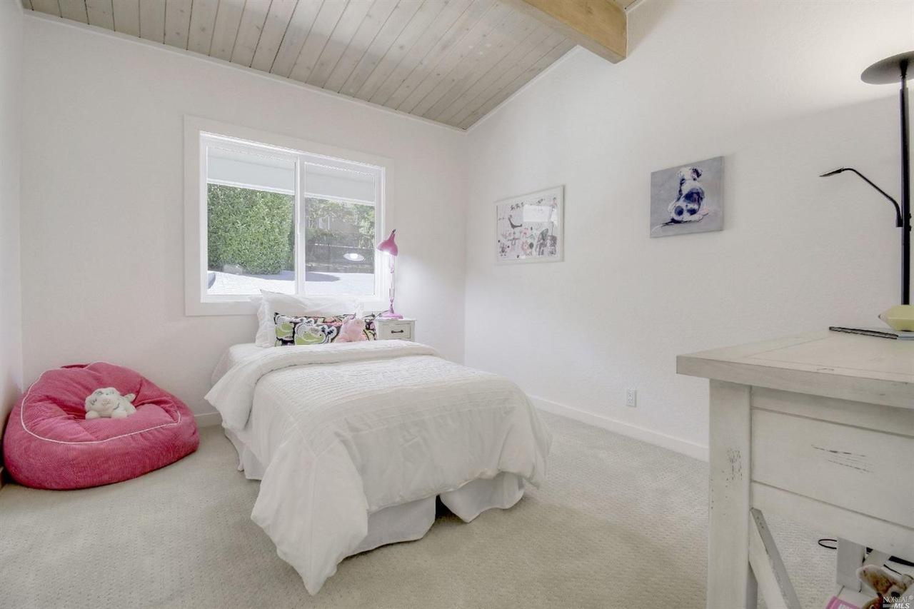 80 Rancho Drive, Tiburon CA