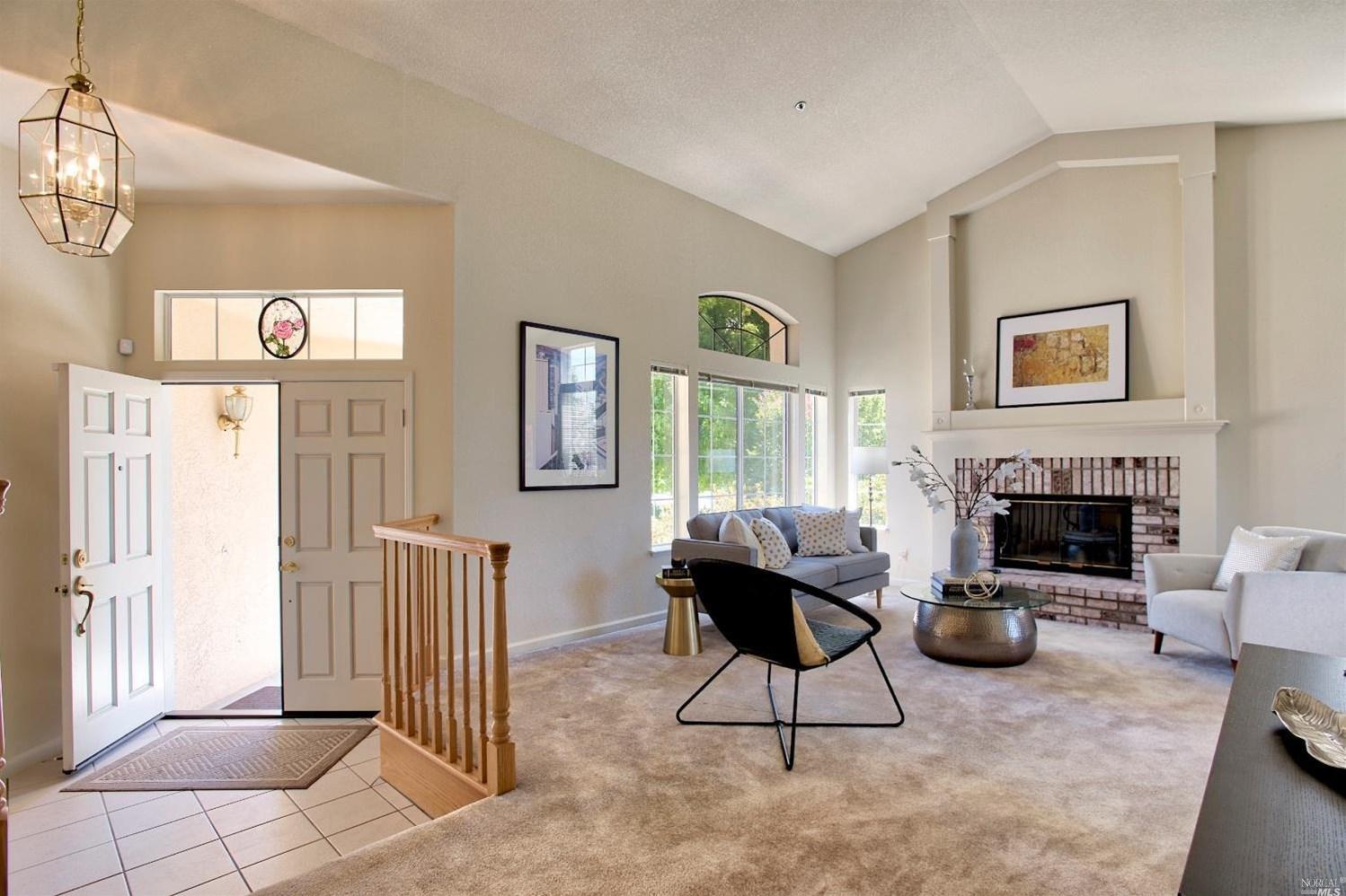 115 Ming Ct., Novato CA