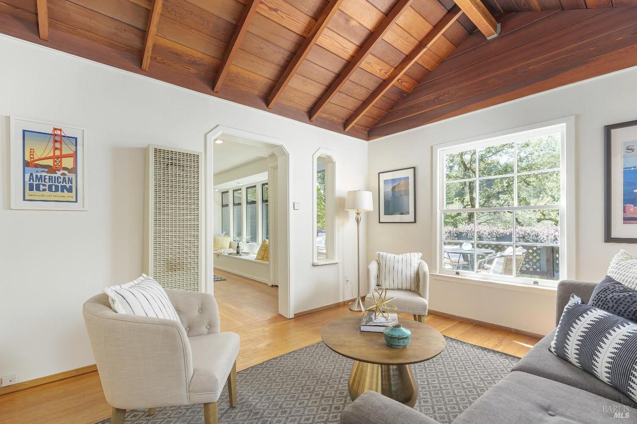 5 Cottage Ave, MV