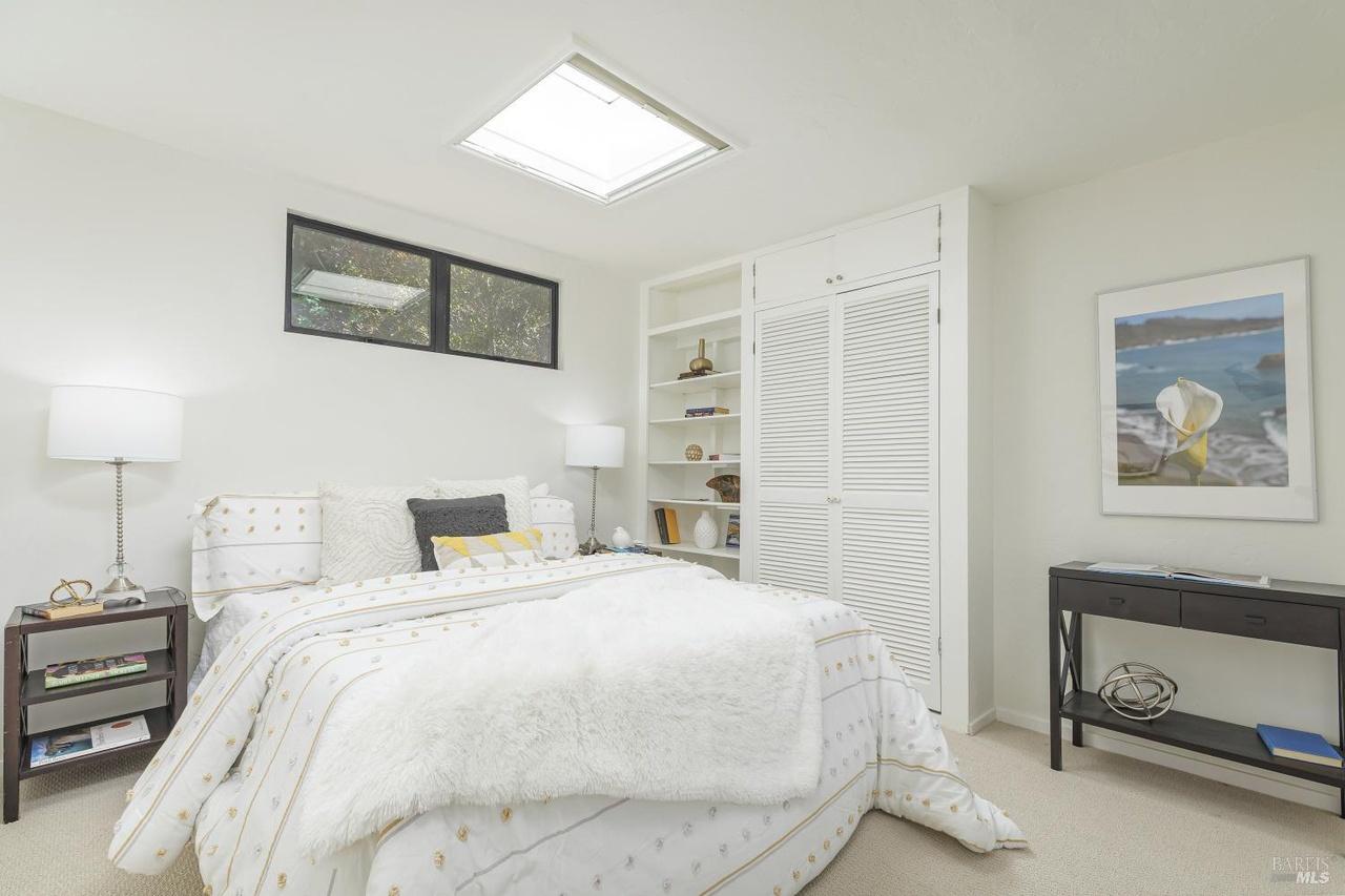 5 Cottage Ave, MV